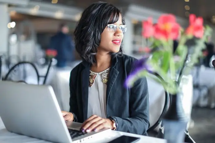 Steps to Becoming a Successful Young Investor
