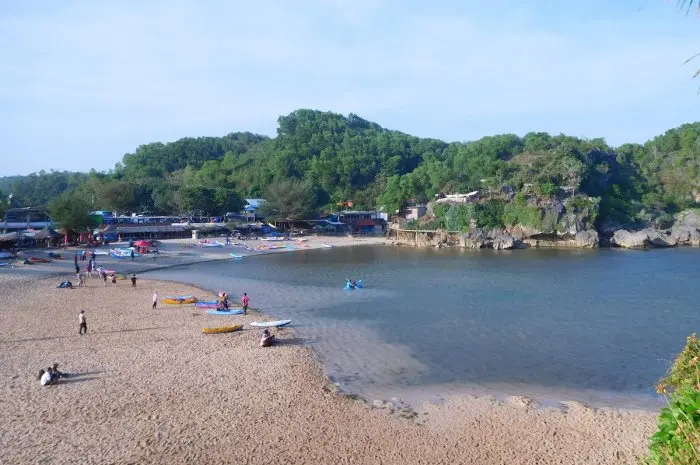 Drini Beach, Beautiful Beach with Exotic Views in Jogja